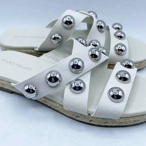 Marc Fisher Prisca Ball-Studded Espadrille Sandals Size 8.5M White Flats